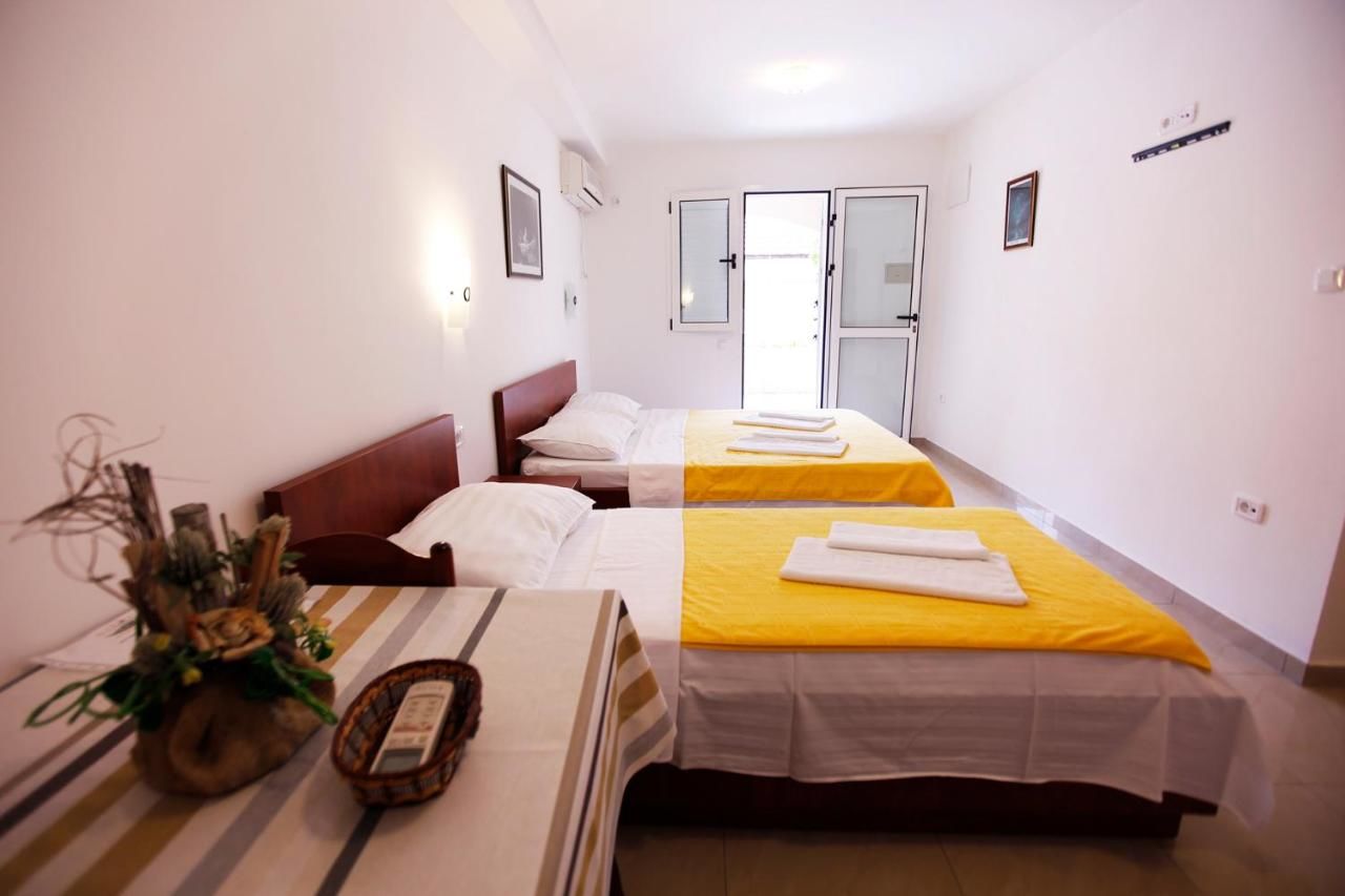 Апартаменты Apartments Baron Свети-Стефан-18