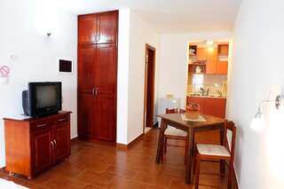 Апартаменты Apartments Baron Свети-Стефан Апартаменты-студио-3