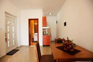 Апартаменты Apartments Baron Свети-Стефан Номер-студио-4