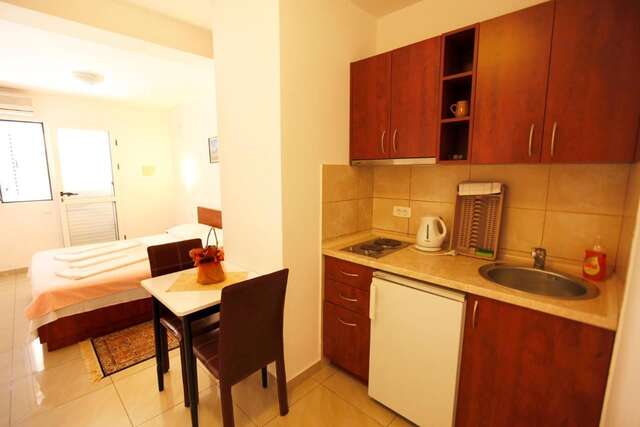 Апартаменты Apartments Baron Свети-Стефан-5