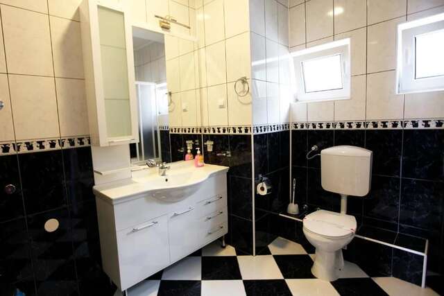 Апартаменты Apartments Baron Свети-Стефан-53