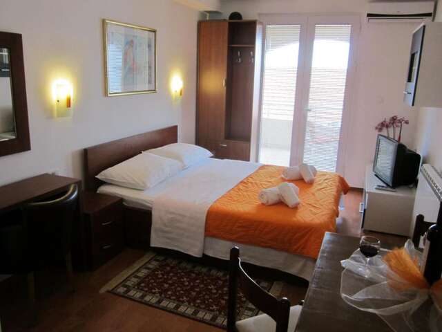 Апартаменты Apartments Baron Свети-Стефан-71