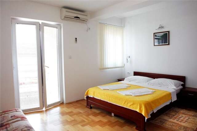 Апартаменты Apartments Baron Свети-Стефан-97
